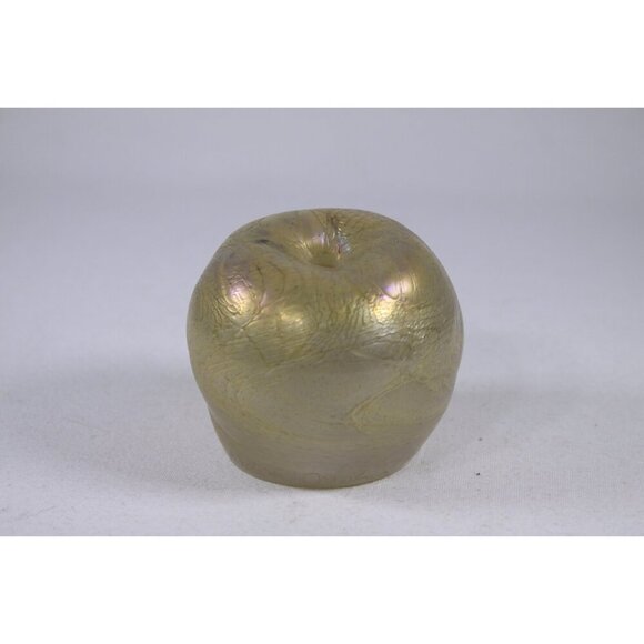 Vintage Art glass apple pen stand, artist signed glass paperweight, iridescent - Picture 3 of 10